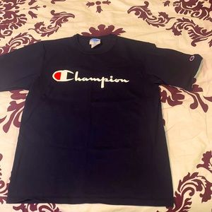Black champion T-shirt